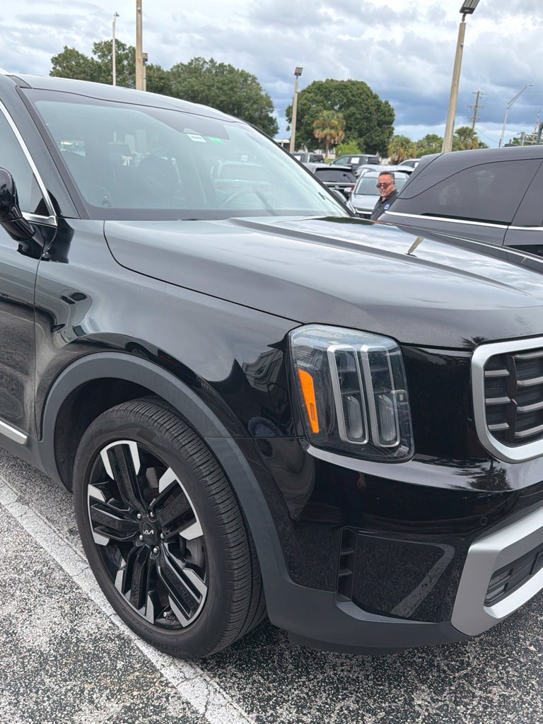 Used 2023 Kia Telluride SX FWD image 6
