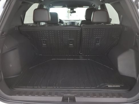 Used 2024 Chevrolet Equinox RS w/ LPO, Floor Liner Package image 26