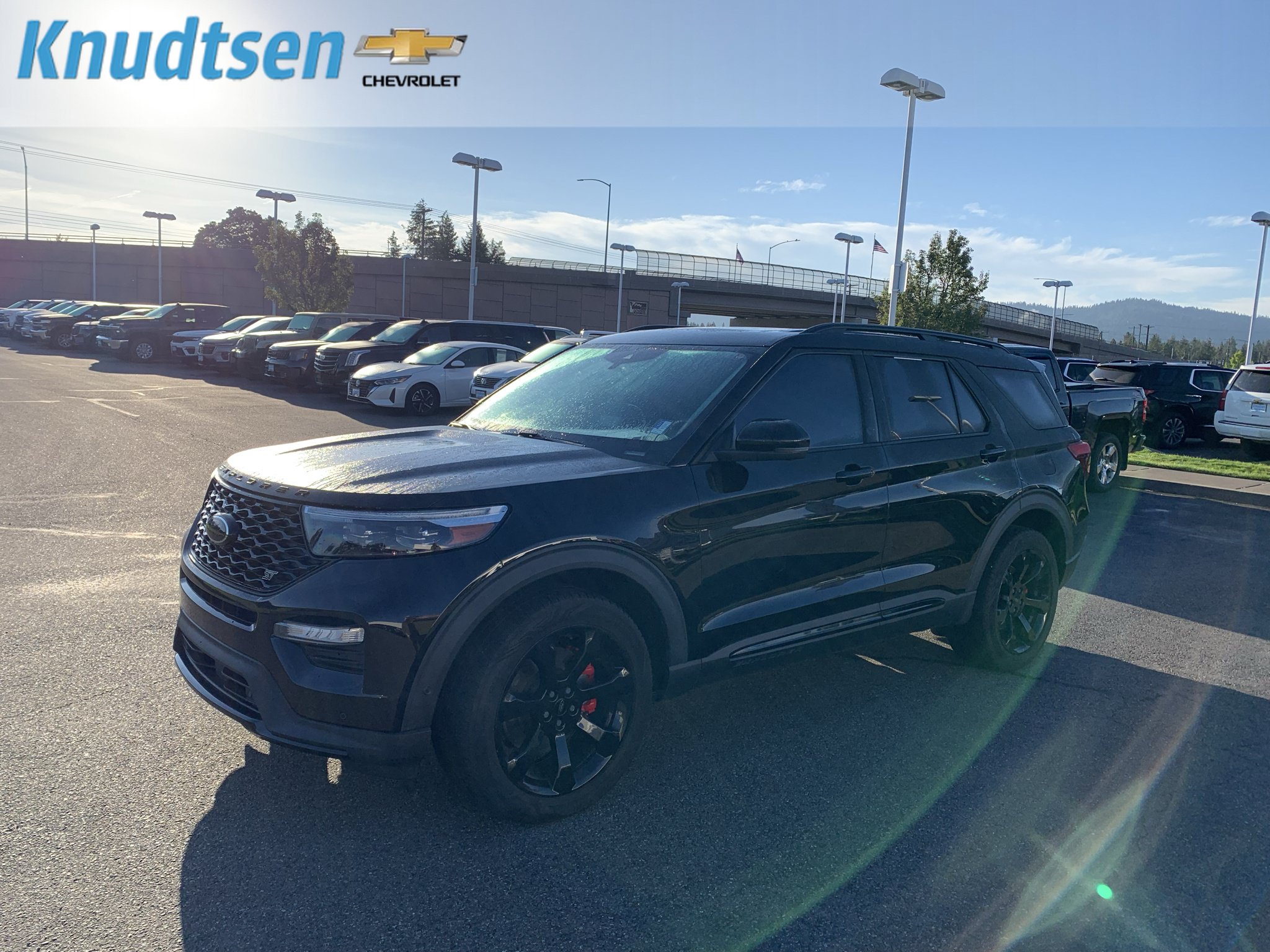 Used 2021 Ford Explorer ST w/ Equipment Group 401A AWD/4WD image 3