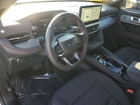 New 2025 Ford Explorer ST-Line w/ Premium Package image 10