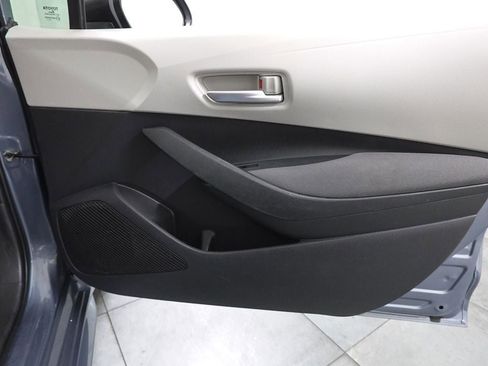 Used 2021 Toyota Corolla L image 26