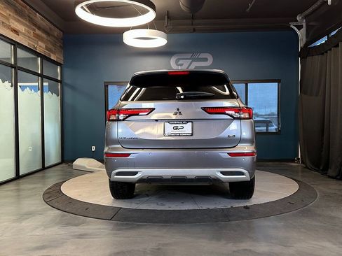 Used 2022 Mitsubishi Outlander SEL AWD/4WD image 4