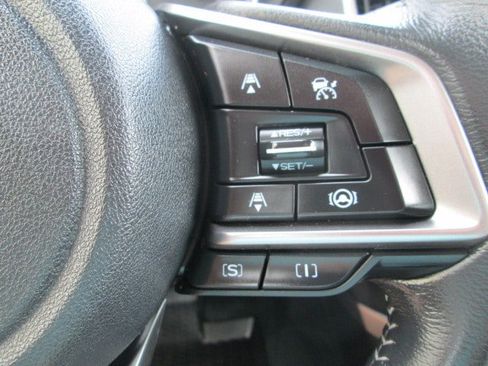 Used 2022 Subaru Forester Premium AWD/4WD image 21