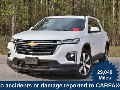 Used 2023 Chevrolet Traverse LT w/ LT Premium Package