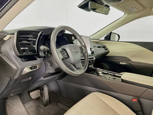 Used 2024 Lexus RX 350 FWD w/ Technology Package image 14