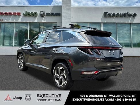 Used 2023 Hyundai Tucson SEL w/ Convenience Package AWD/4WD image 2