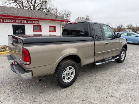 Used 2003 Ford F150 XLT image 3