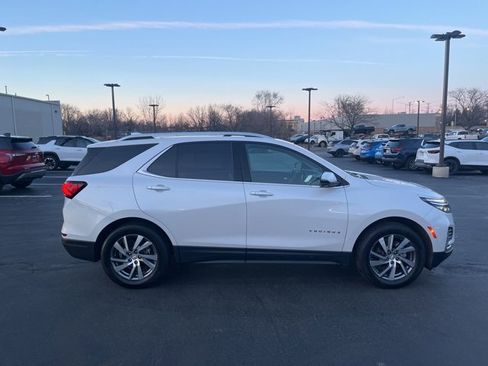 Used 2022 Chevrolet Equinox Premier image 6