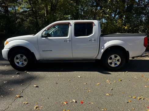 Used 2009 Suzuki Equator RMZ-4 image 3