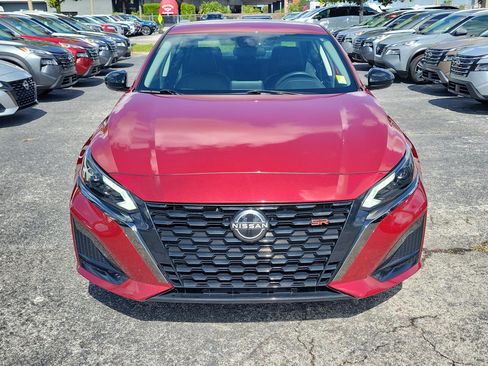 Certified 2024 Nissan Altima 2.5 SR FWD image 2