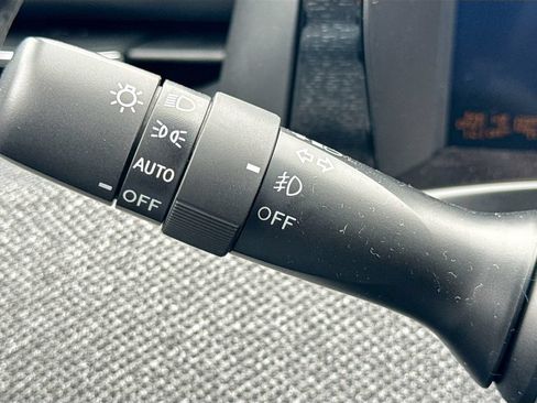 New 2026 Subaru Outback Limited AWD/4WD image 13