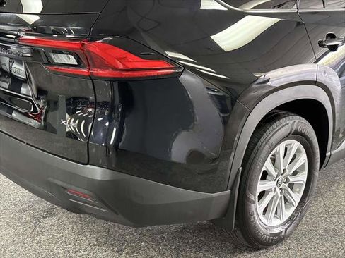 Used 2024 Toyota Grand Highlander XLE image 11