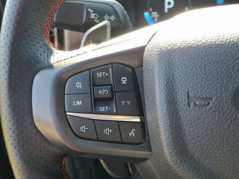 Used 2025 Ford Ranger Raptor AWD/4WD image 17