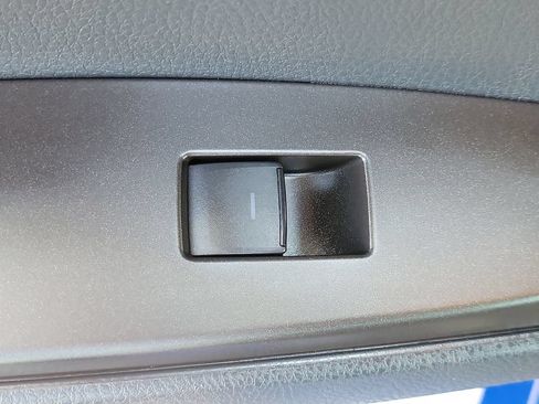 Used 2024 Toyota Camry SE FWD image 17