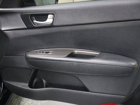 Used 2020 Kia Optima LX image 12