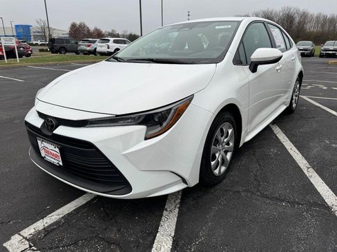 Used 2024 Toyota Corolla LE image 8