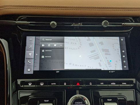 Used 2025 Aston Martin DB12 Volante image 11