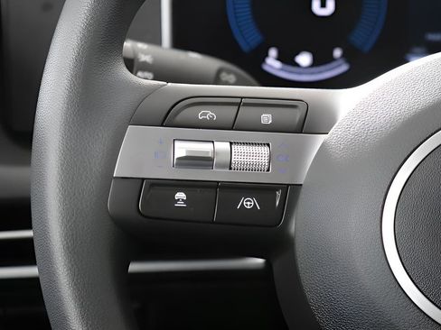 New 2026 Hyundai Tucson SE image 24