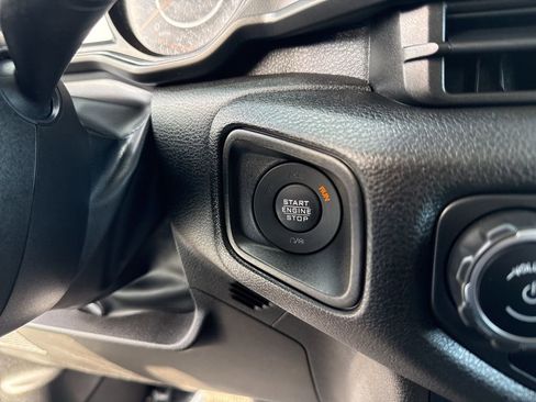 Certified 2024 Jeep Wrangler Sport S image 15