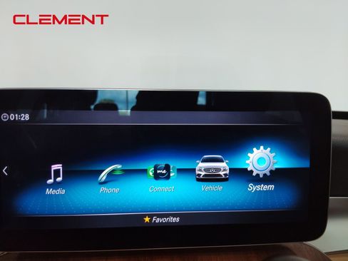 Used 2021 Mercedes-Benz C 300 4MATIC Sedan image 24