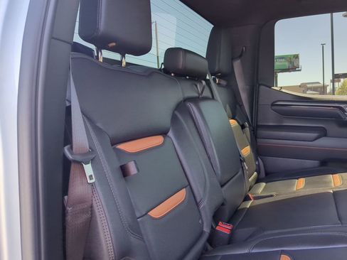 Used 2025 GMC Sierra 1500 AT4 image 27