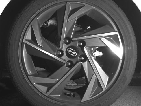 Used 2025 Hyundai Elantra SEL image 14