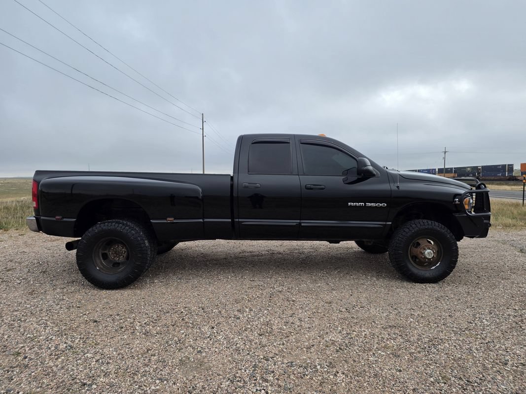 Used 2004 Dodge Ram 3500 Truck SLT w/ Sport Appearance Group AWD/4WD image 7