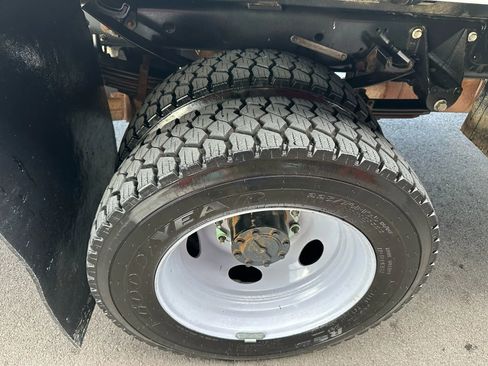 Used 2017 Ford F550 4x4 Crew Cab Super Duty image 27