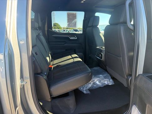 Certified 2026 Chevrolet Silverado 1500 High Country w/ Technology Package AWD/4WD image 39