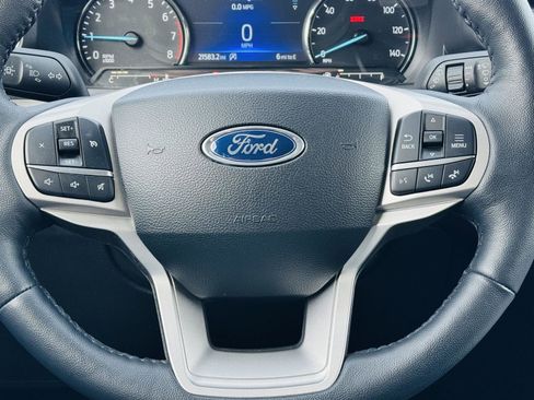 Used 2024 Ford Explorer XLT w/ Equipment Group 202A image 18