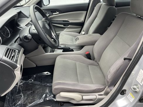 Used 2012 Honda Accord LX image 11