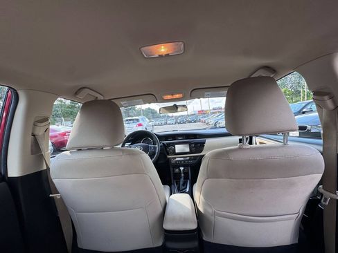 Used 2016 Toyota Corolla LE FWD image 7
