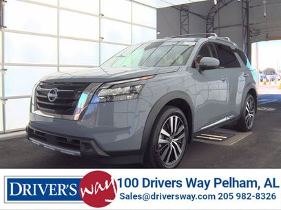 Used 2025 Nissan Pathfinder Platinum