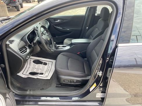 Used 2023 Chevrolet Malibu LT FWD image 12