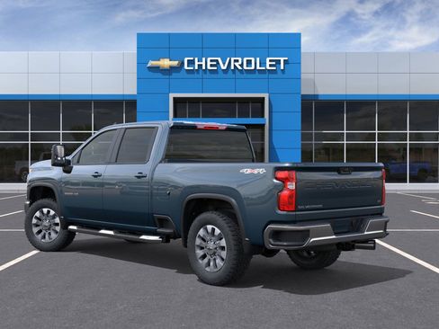 New 2026 Chevrolet Silverado 2500 LT image 3