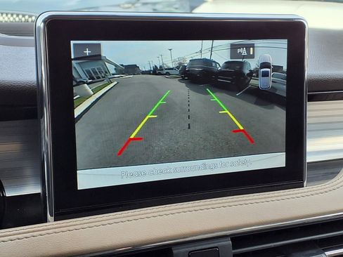 Certified 2022 Lincoln Corsair AWD w/ Equipment Group 101A image 24