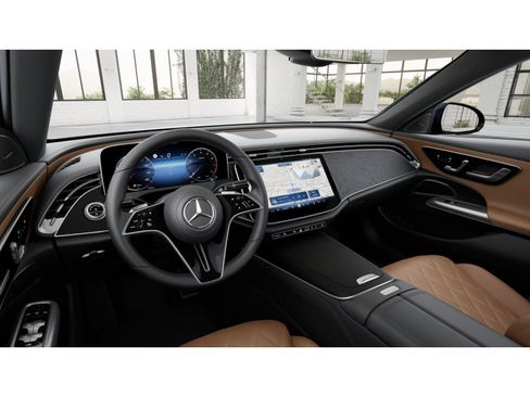 New 2026 Mercedes-Benz E 450 4MATIC Sedan image 3