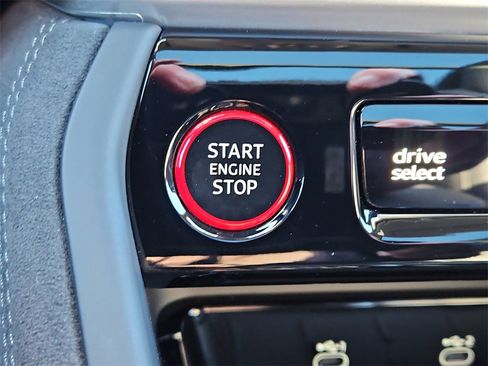 New 2025 Audi SQ5 Premium Plus image 17