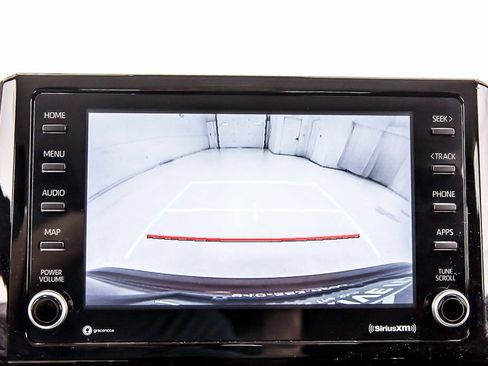 Used 2022 Toyota Corolla LE image 19