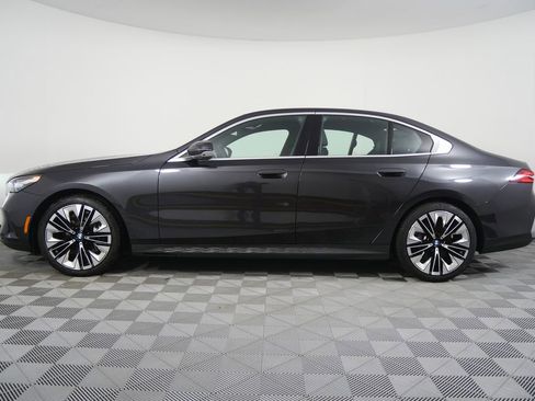 Certified 2025 BMW 540i xDrive image 6