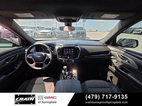 Used 2023 Chevrolet Traverse LT FWD image 28