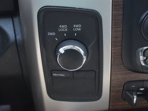 Used 2015 RAM 2500 Laramie AWD/4WD image 28