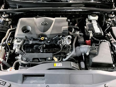 Used 2024 Toyota Camry LE FWD image 32