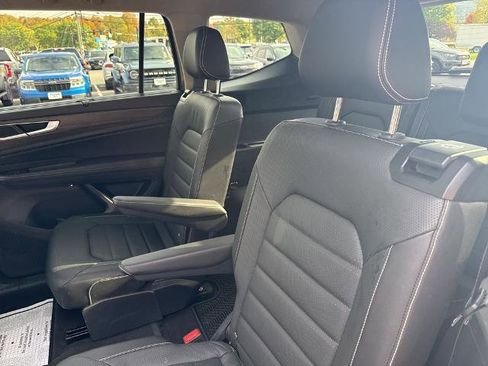 Used 2024 Volkswagen Atlas SEL image 21
