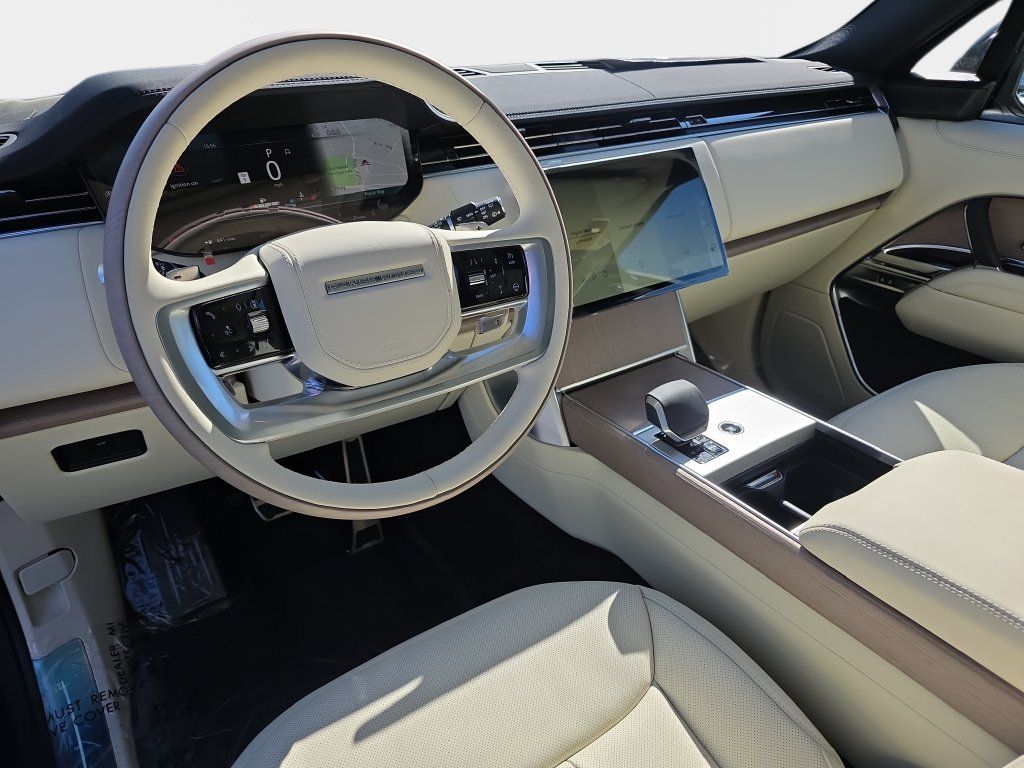 New 2026 Land Rover Range Rover SE AWD/4WD image 16