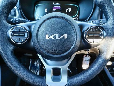 Used 2024 Kia Soul LX w/ Option Group 015 image 25