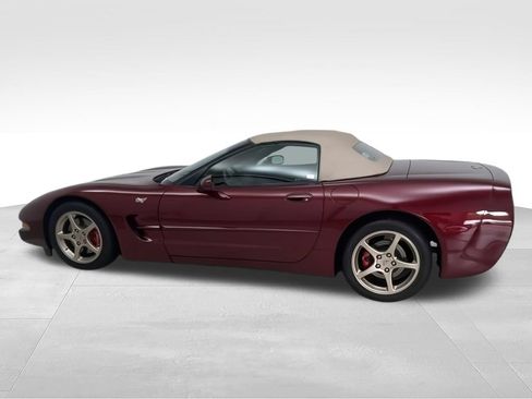 Used 2003 Chevrolet Corvette Convertible w/ Preferred Equipment Group1 RWD image 6