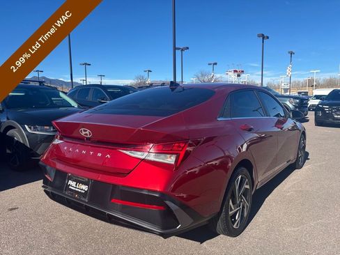 Certified 2024 Hyundai Elantra SEL w/ Convenience Package image 12