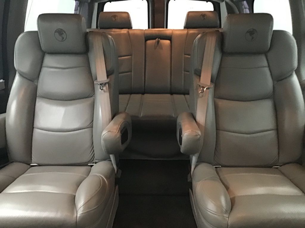 Used 2020 Chevrolet Express 2500 w/ Enhanced Convenience Package RWD image 49