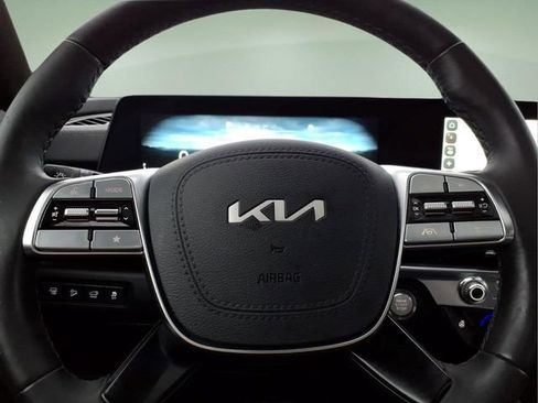 Used 2024 Kia Telluride SX Prestige X-Pro AWD/4WD image 28